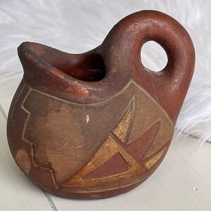 Southwest Vintage Small Clay Pottery 3.5" x  4"